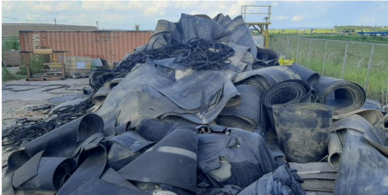 Sucata De Correias Tiras E Retalhos De Borracha Aprox Ton A Gerar Em