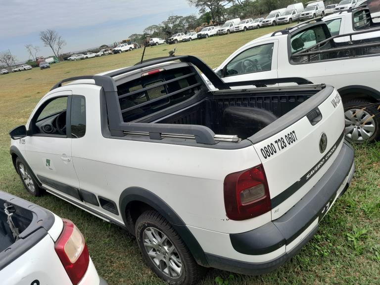 Volkswagen Saveiro Ce Cross 16 20132014 à venda