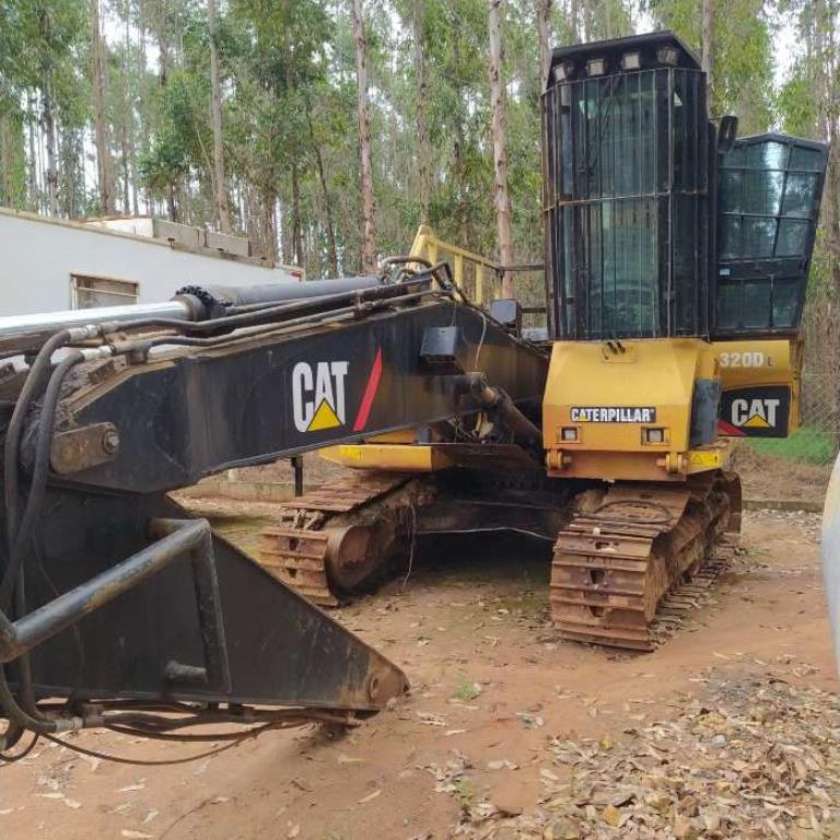Escavadeira Hidráulica Caterpillar 320 DL 2015
