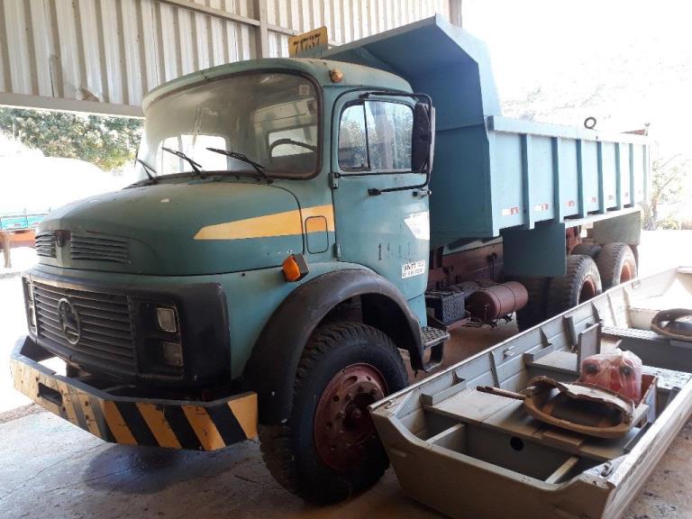 Caminhao Mercedes Benz Basculante Truck